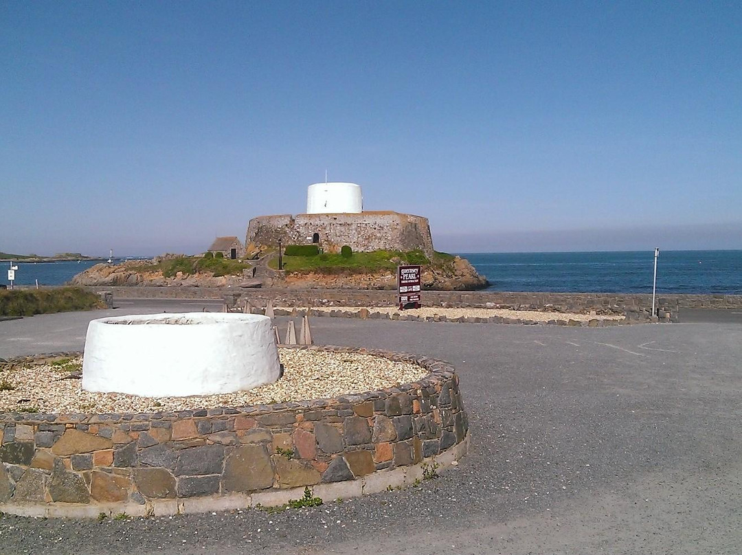Guernsey Pearl景点图片