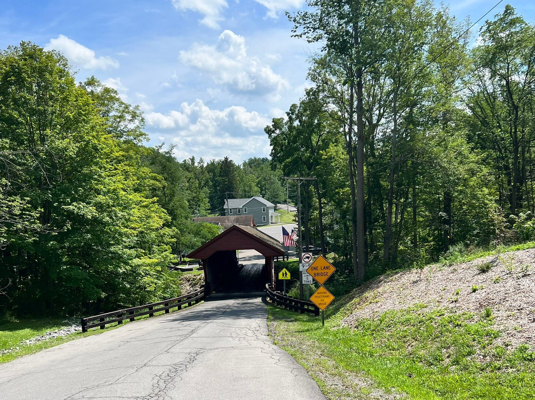 Newfield Covered Bridge-Newfield必去景点