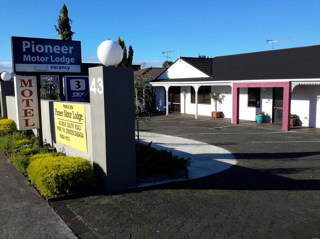 Papakura Pioneer Motor Lodge & Motel主图