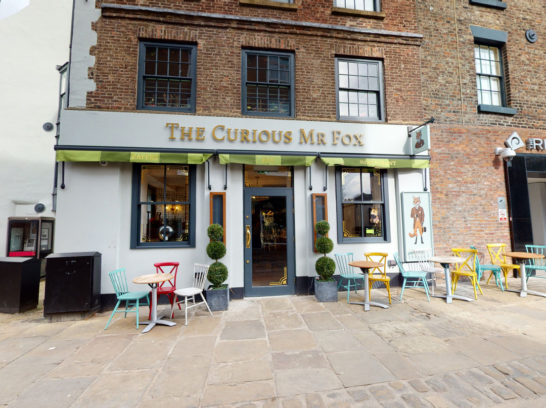 Broompark餐馆和美食-The Curious Mr Fox