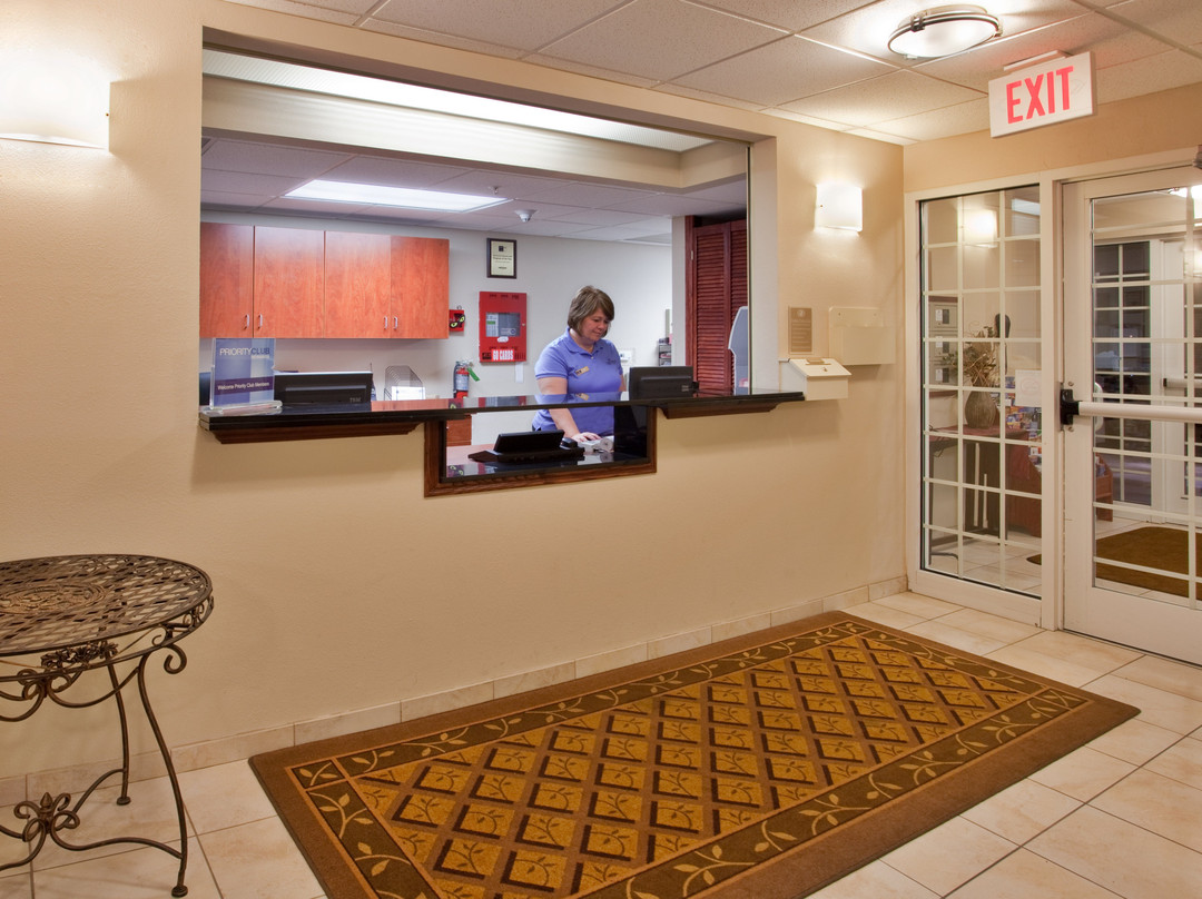Candlewood Suites Ofallon Il - St. Louis Area by IHG主图