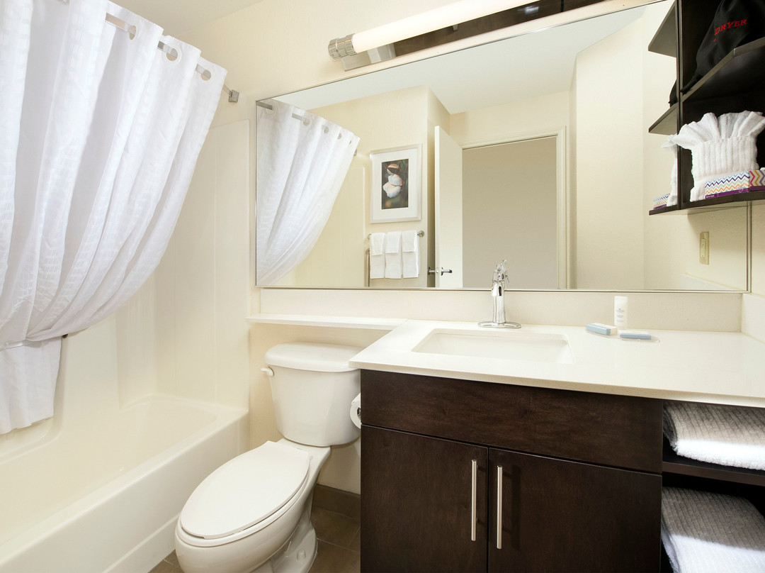 Candlewood Suites Richmond-South by IHG主图