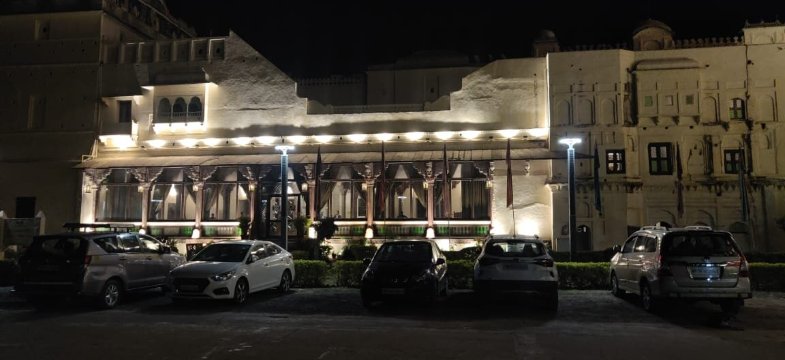 MPT Sheesh Mahal, Orchha-浴室