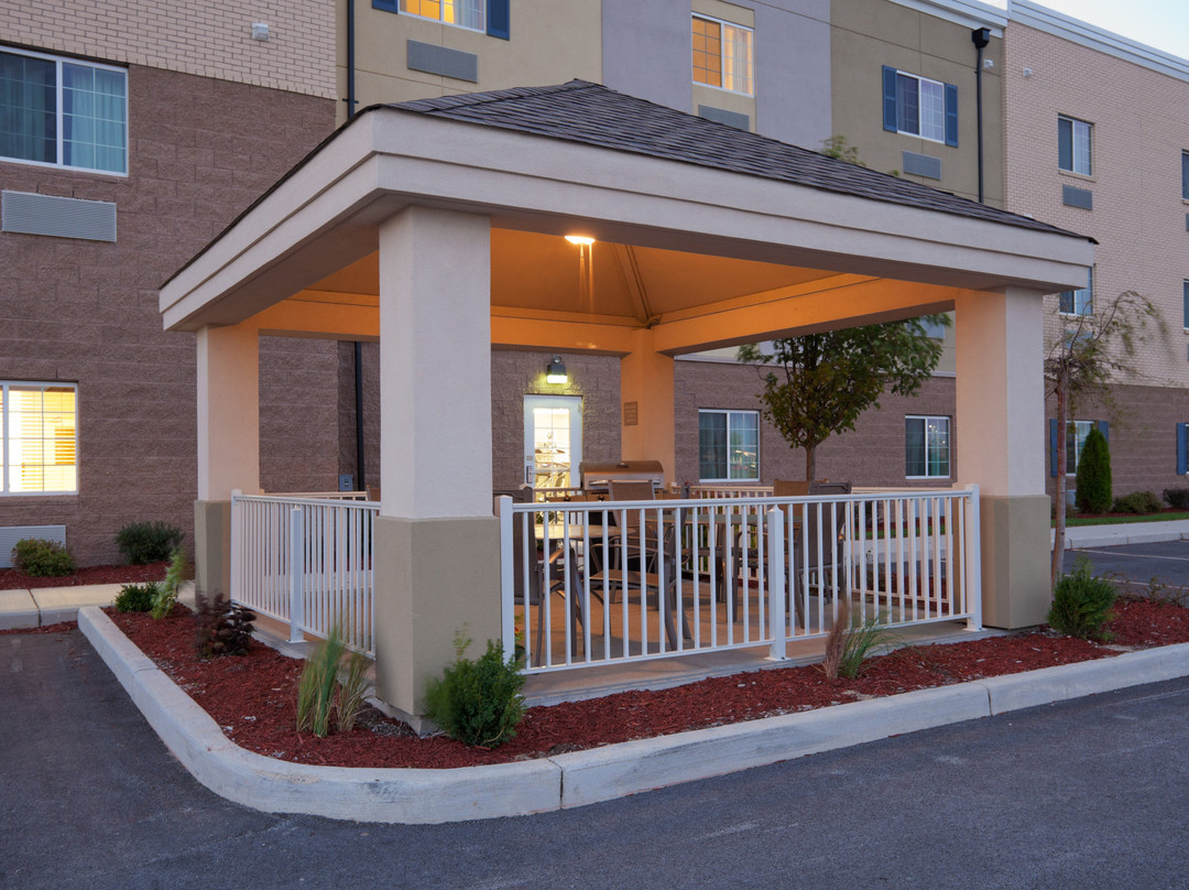 Candlewood Suites Perrysburg by IHG主图