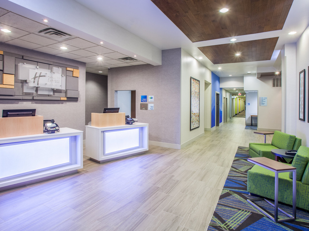 Holiday Inn Express & Suites Texarkana By IHG主图