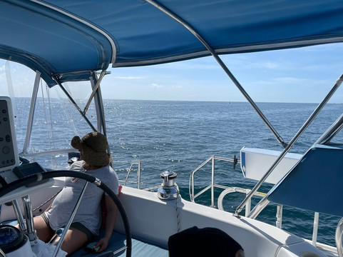 Charade Sailboat Charters - Day Tours-庞帕诺比奇必去景点