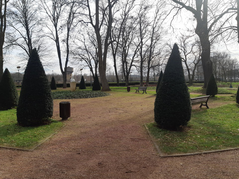 Parc Napoléon-蒂永维尔必去景点