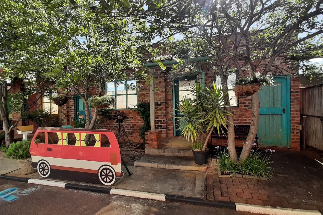 Pretville Film Set-哈特比斯普特必去景点