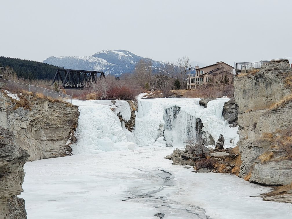 兰德布雷克瀑布-兰德布雷克必去景点
