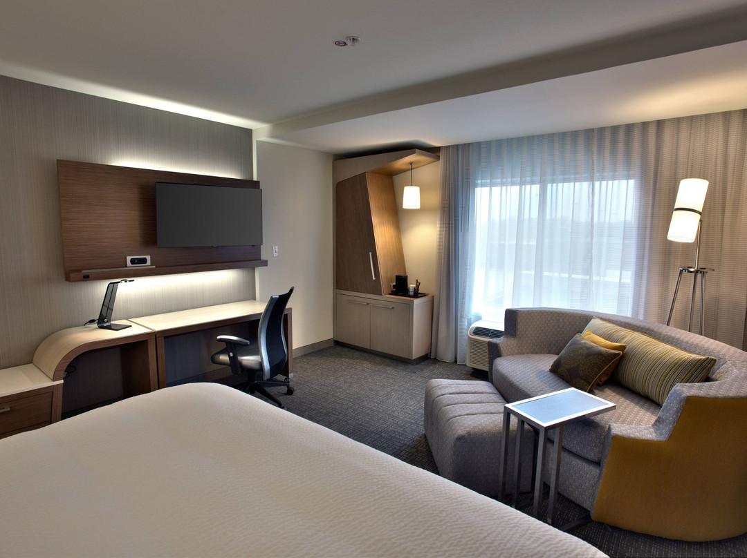 Courtyard by Marriott Starkville MSU at The Mill Conference Center主图