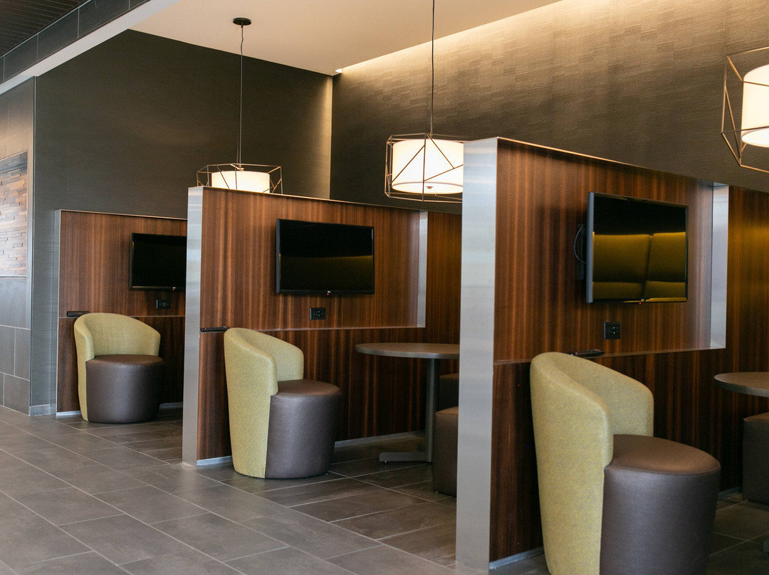 Courtyard Elkhart主图