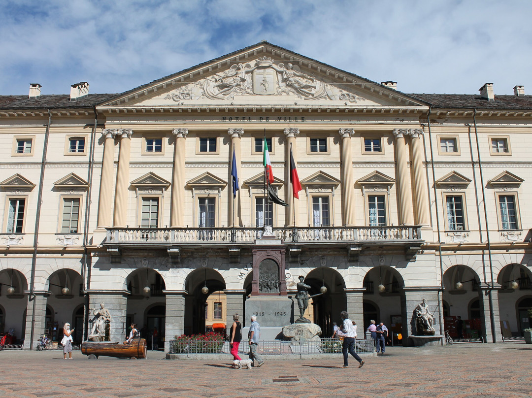 Municipio - Hotel de Ville-奥斯塔必去景点