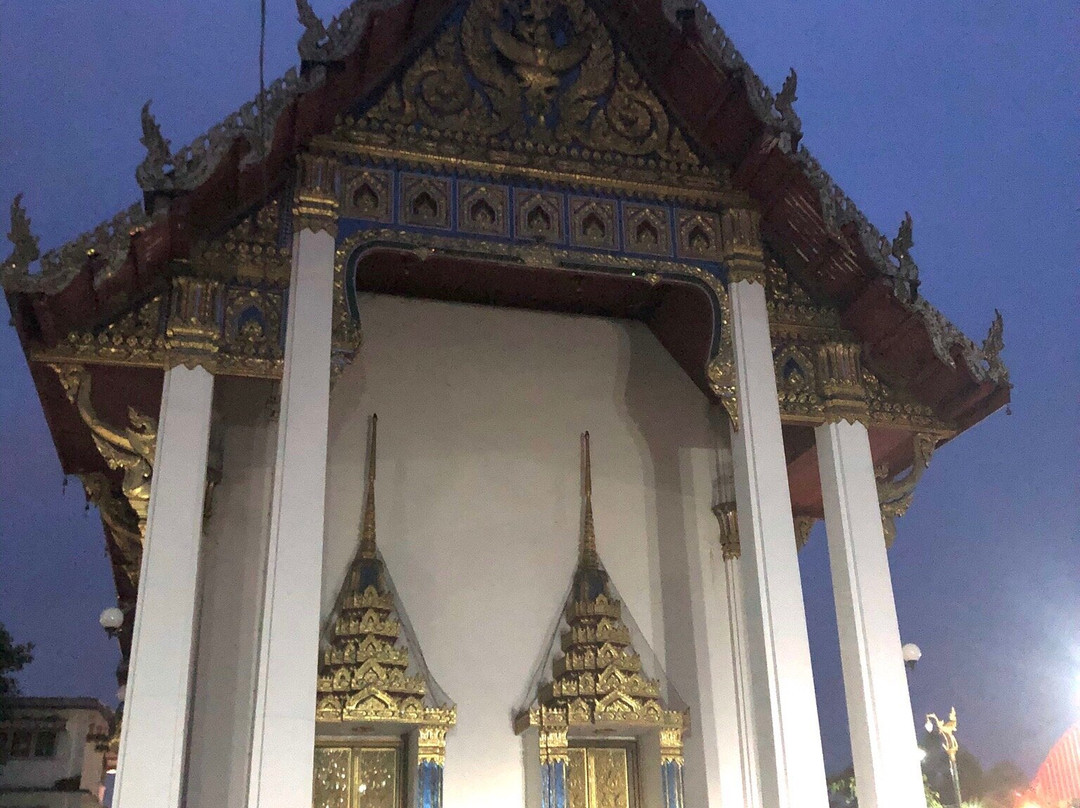 Wat Yai Tha Sao-程逸必去景点