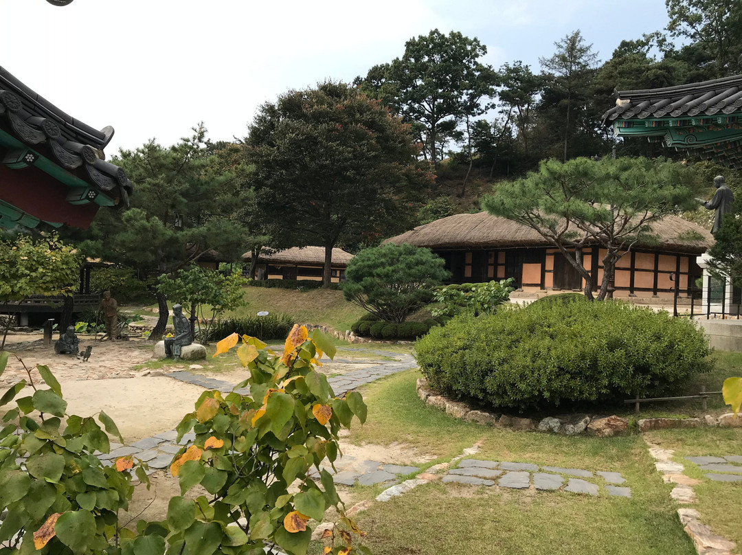 Kim You-jeong House of Literature-春川市必去景点