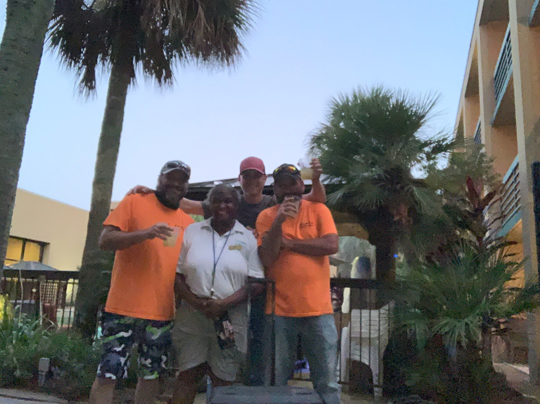 MCM Elegante Hotel主图