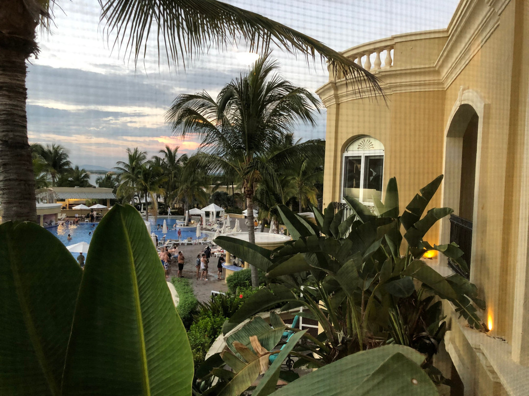 博尼托翡翠海湾温泉渡假村主图