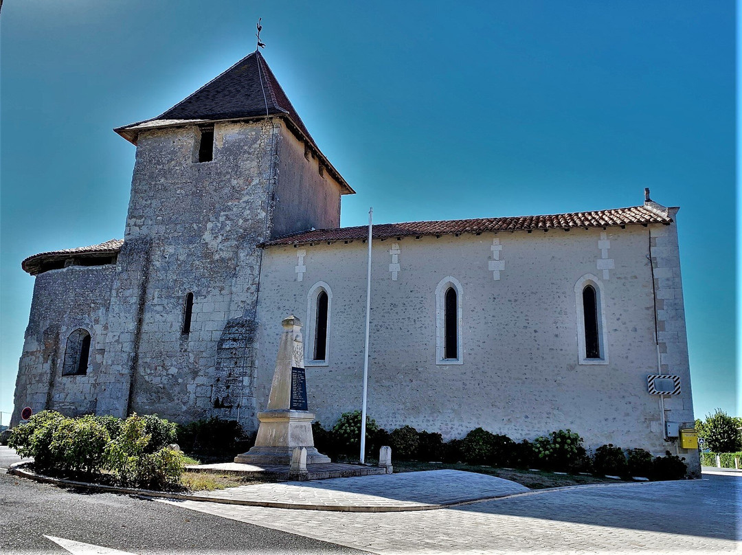 Église paroissiale de l’Exaltation de-la-Sainte-Croix景点图片