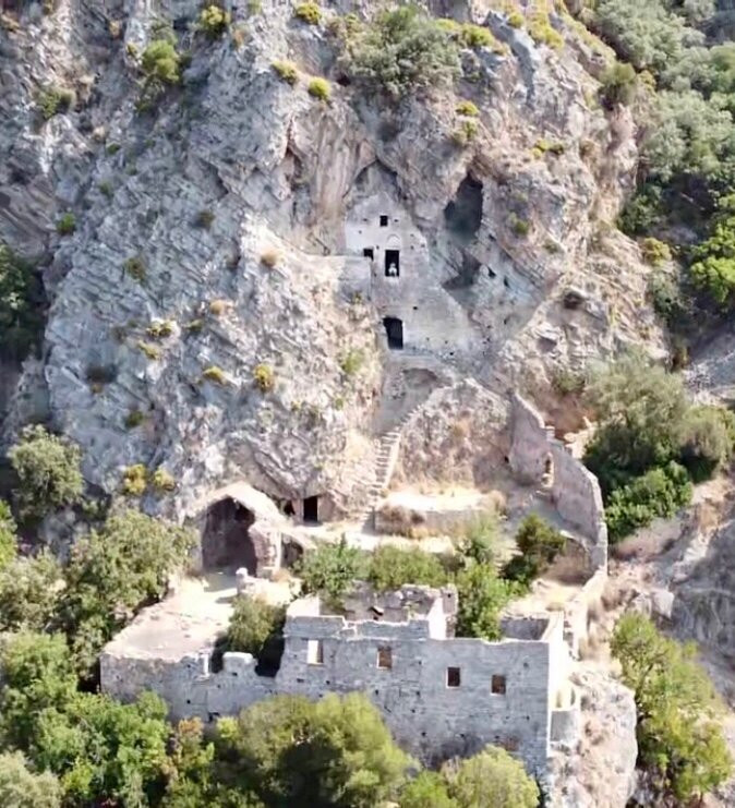 Afkule Manastırı景点图片
