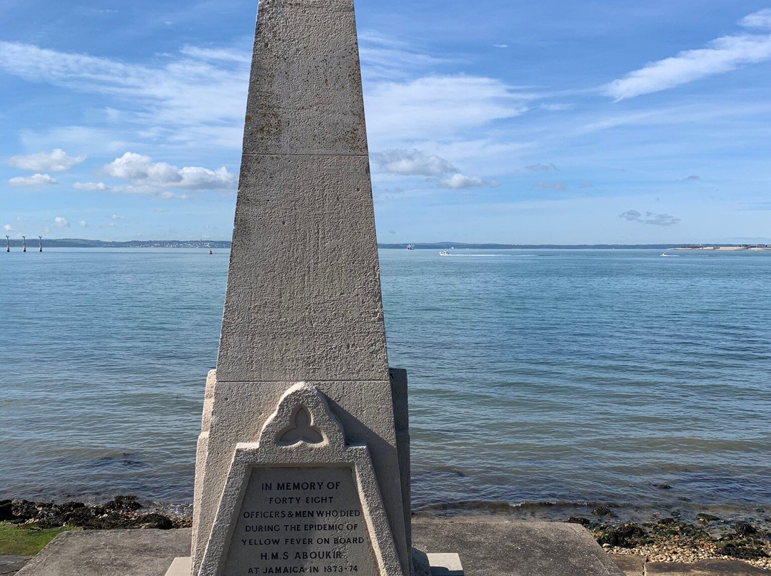 Southsea Beach景点图片