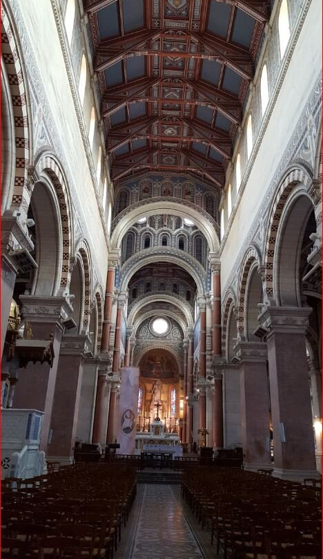 Basilique Notre-Dame de Brebières景点图片