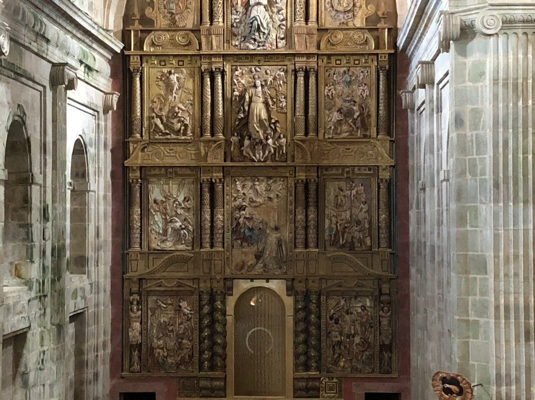 Monasterio de Santa Maria de Montederramo景点图片