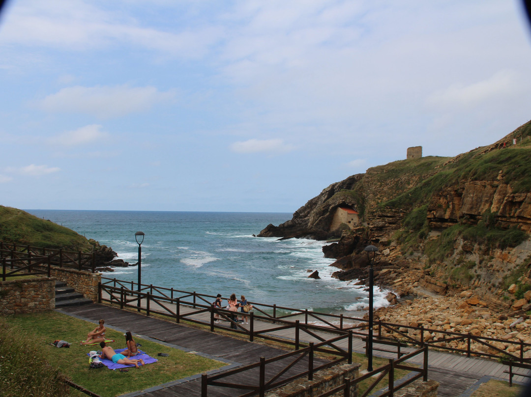 Playa De Santa Justa景点图片