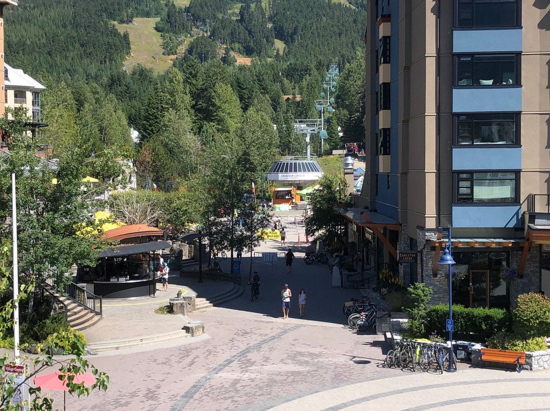 水晶套房酒店主图