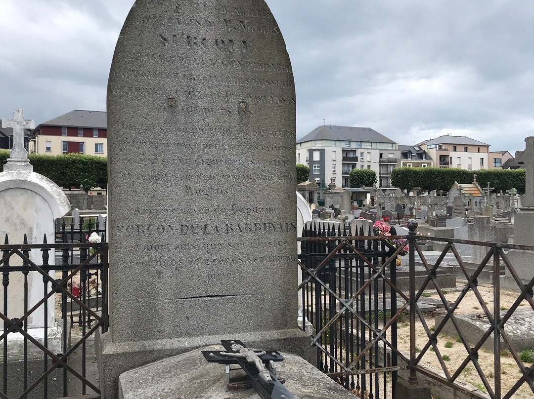 Statue Robert Surcouf-圣马洛必去景点