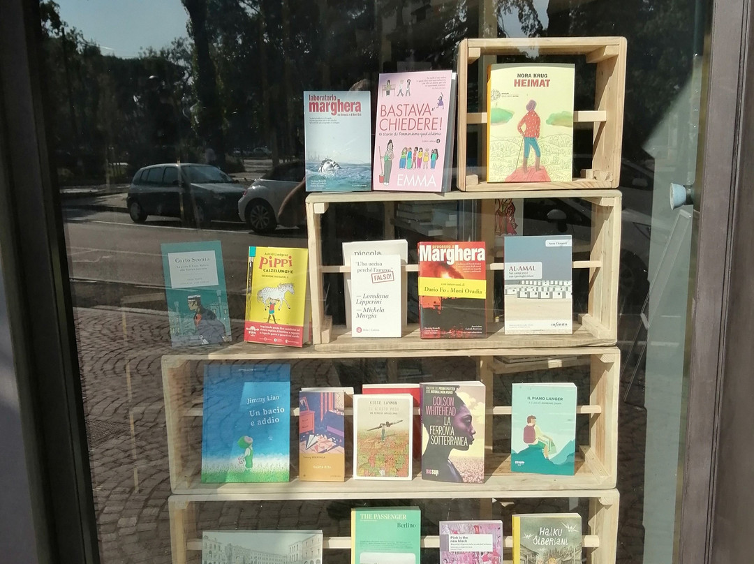 Libreria Heimat-Marghera必去景点