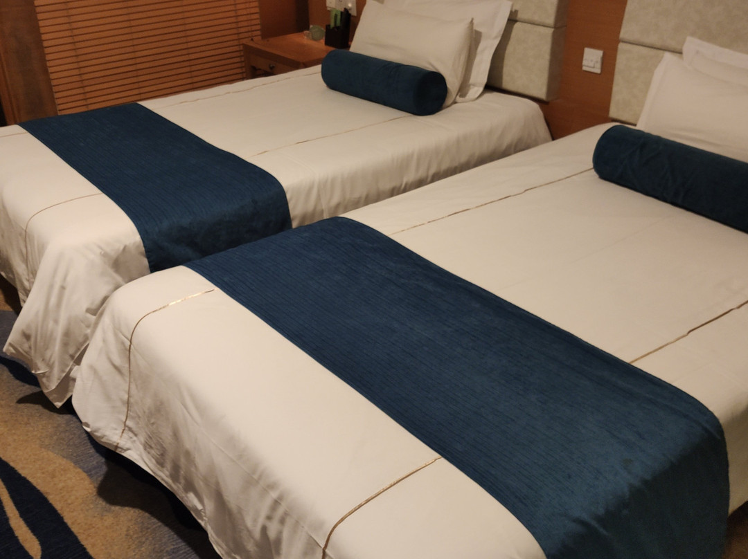 东方石浦大饭店主图