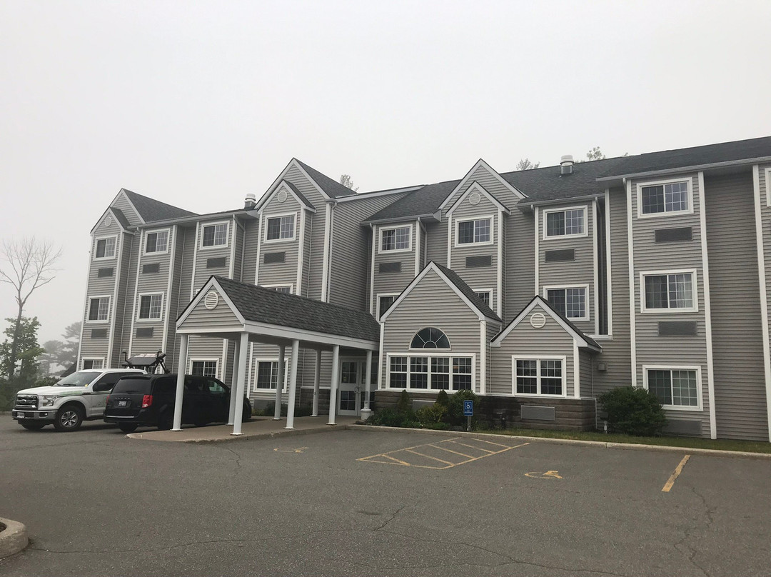 Parry Sound Inn and Suites主图