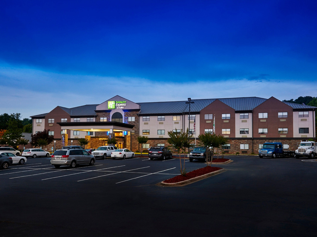 Holiday Inn Express & Suites Birmingham South - Pelham By IHG主图