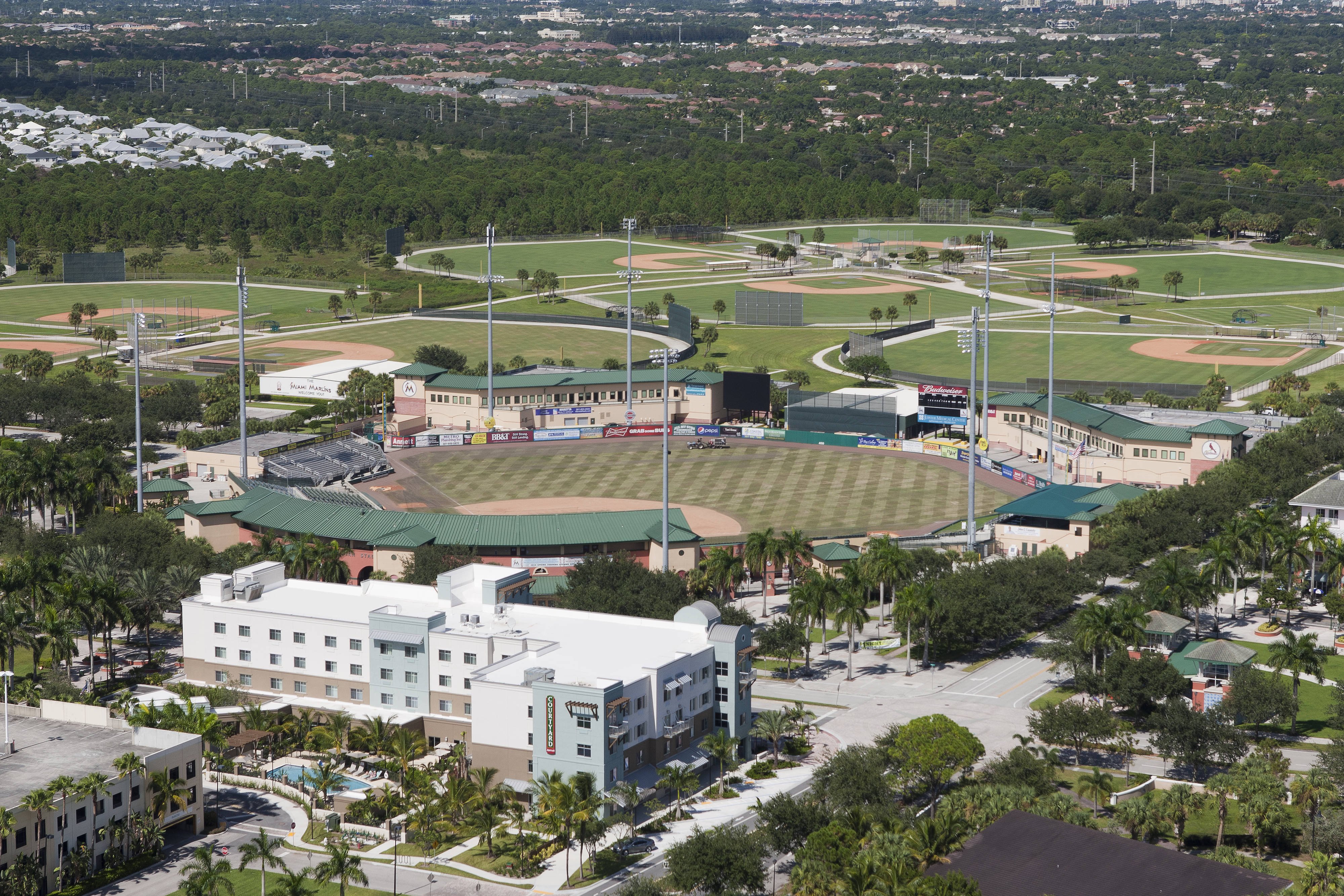 朱庇特棕榈沙滩万怡酒店-官方