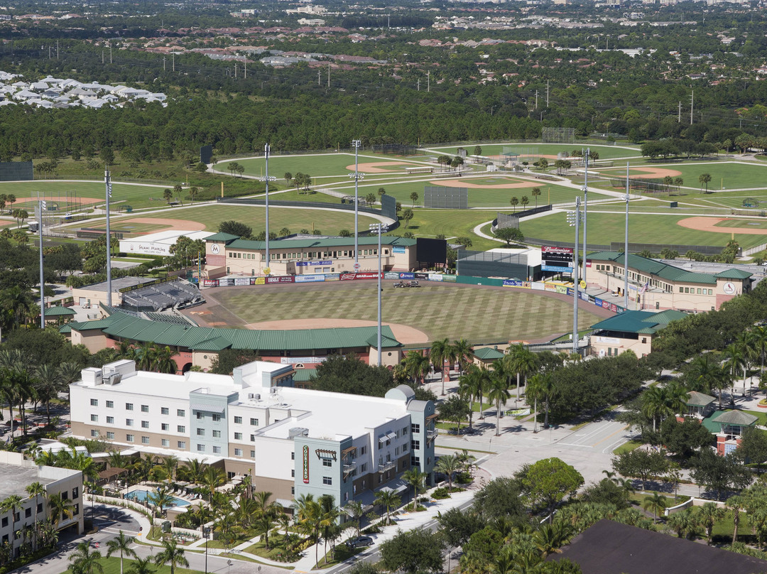 朱庇特棕榈沙滩万怡酒店主图