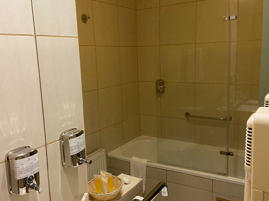 雷伊唐费利佩酒店主图