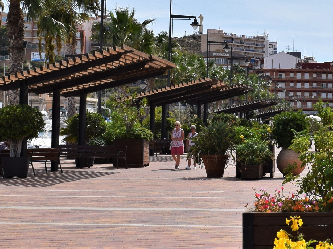 Plaza Comunidades Autonomas-穆尔西亚马萨龙港必去景点