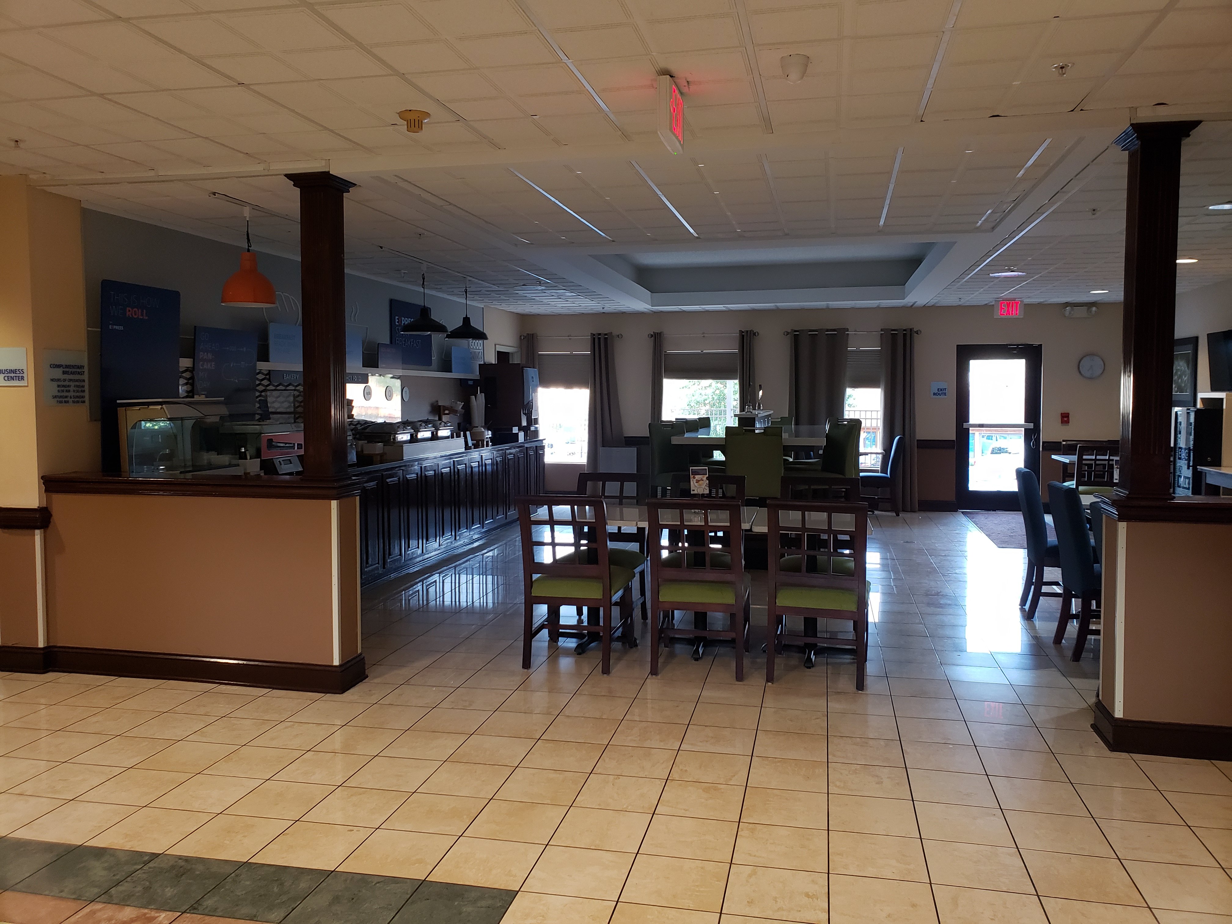 Comfort Inn & Suites-餐饮