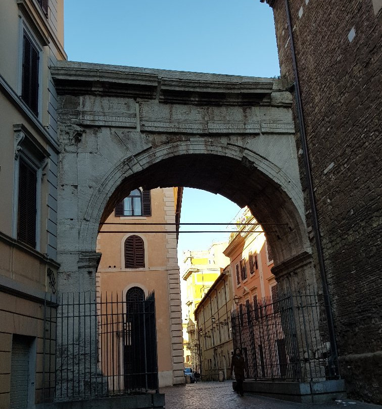 Arco di Gallieno景点图片