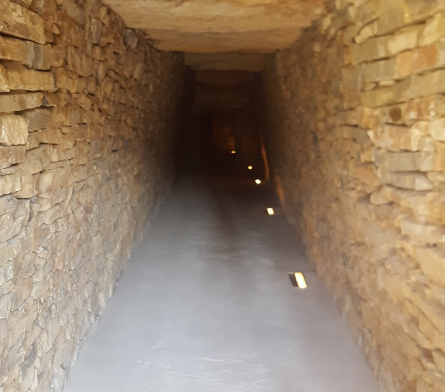 Dolmen del Romeral景点图片