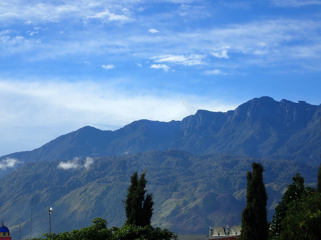 巴列姆皮拉玛酒店主图