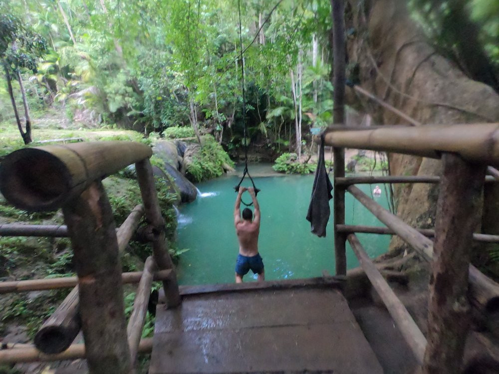 La-gaan Falls-拉孜必去景点