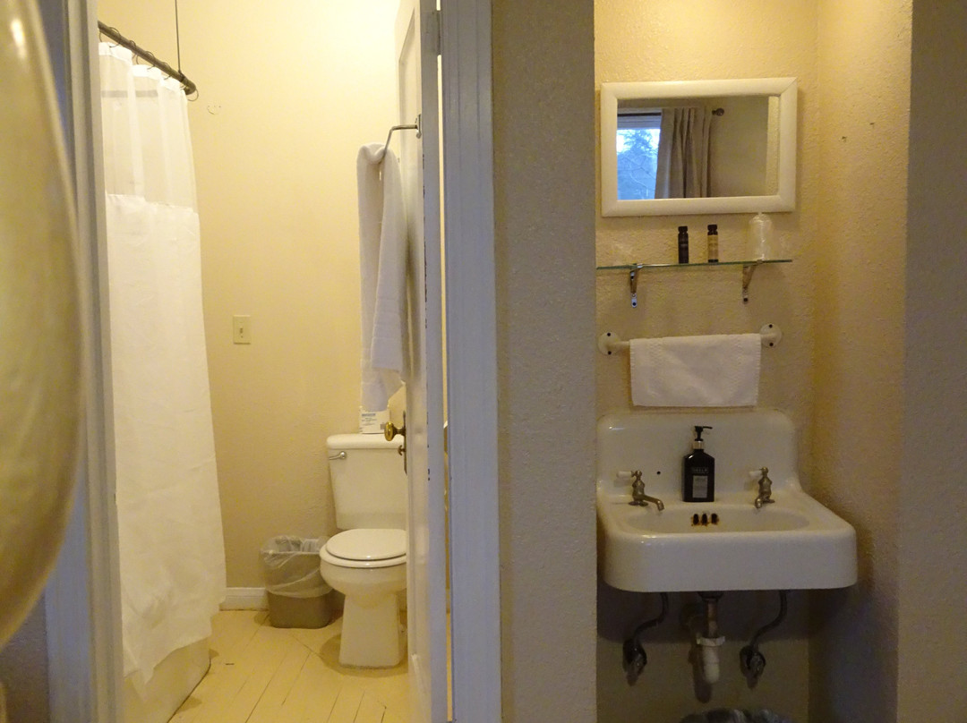 Winnedumah Hotel主图