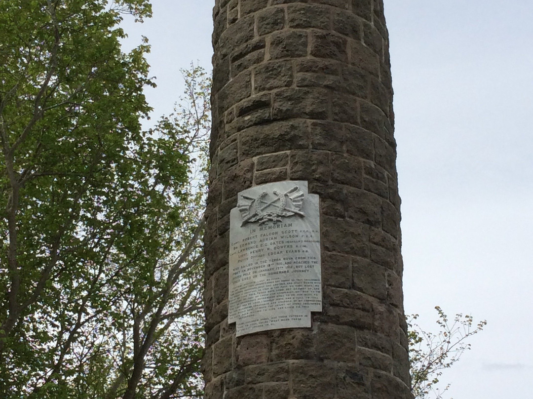 Robert Scott Memorial-但尼丁必去景点