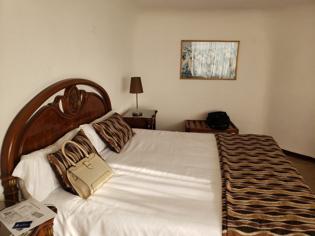 Hotel Montecarlo主图