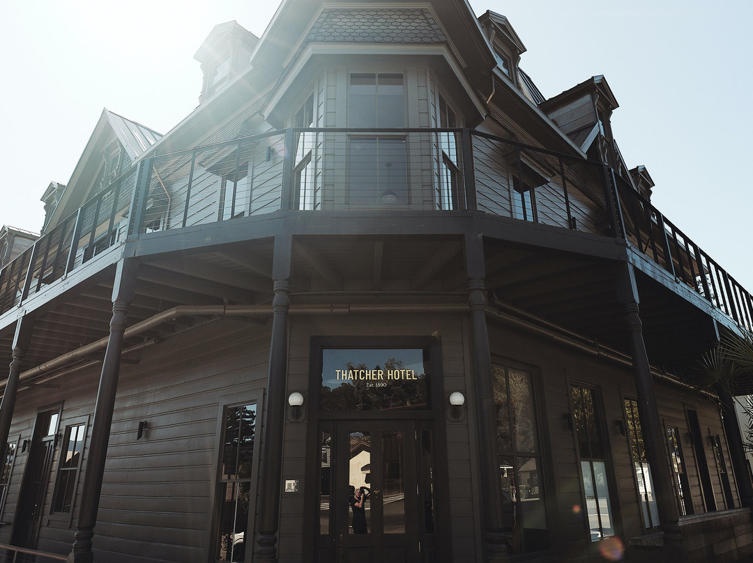 Thatcher Hotel主图