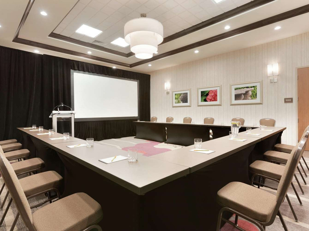 Hilton Garden Inn Pittsburgh Airport South-Robinson Mall主图