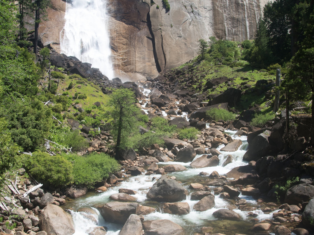 Nevada Falls Loop景点图片