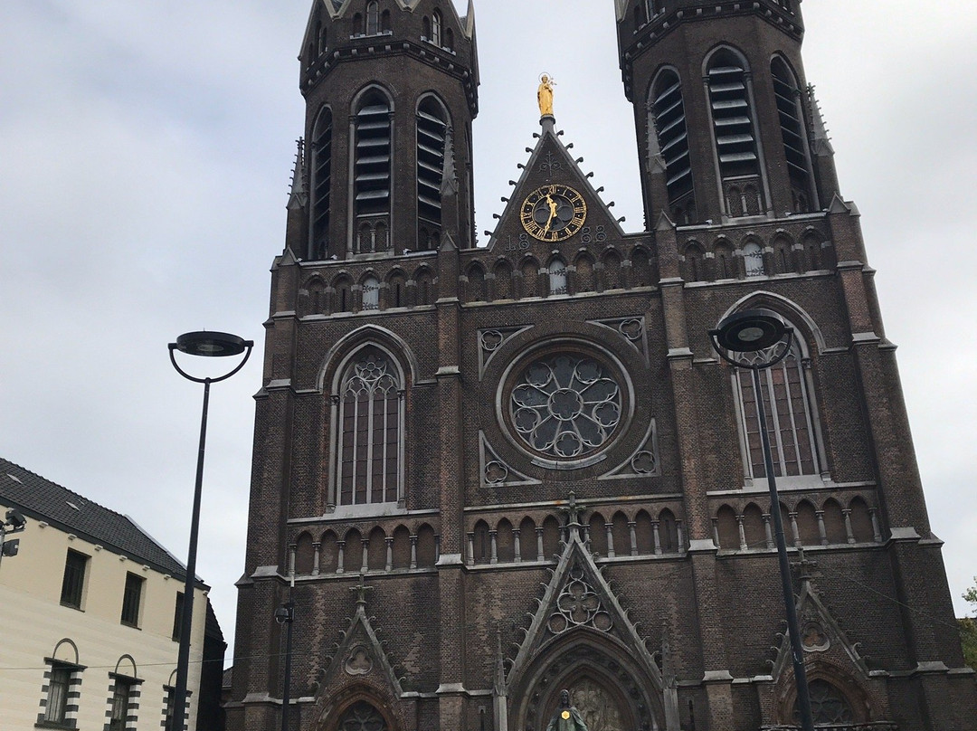 St. Jozef Kerk-蒂尔堡必去景点