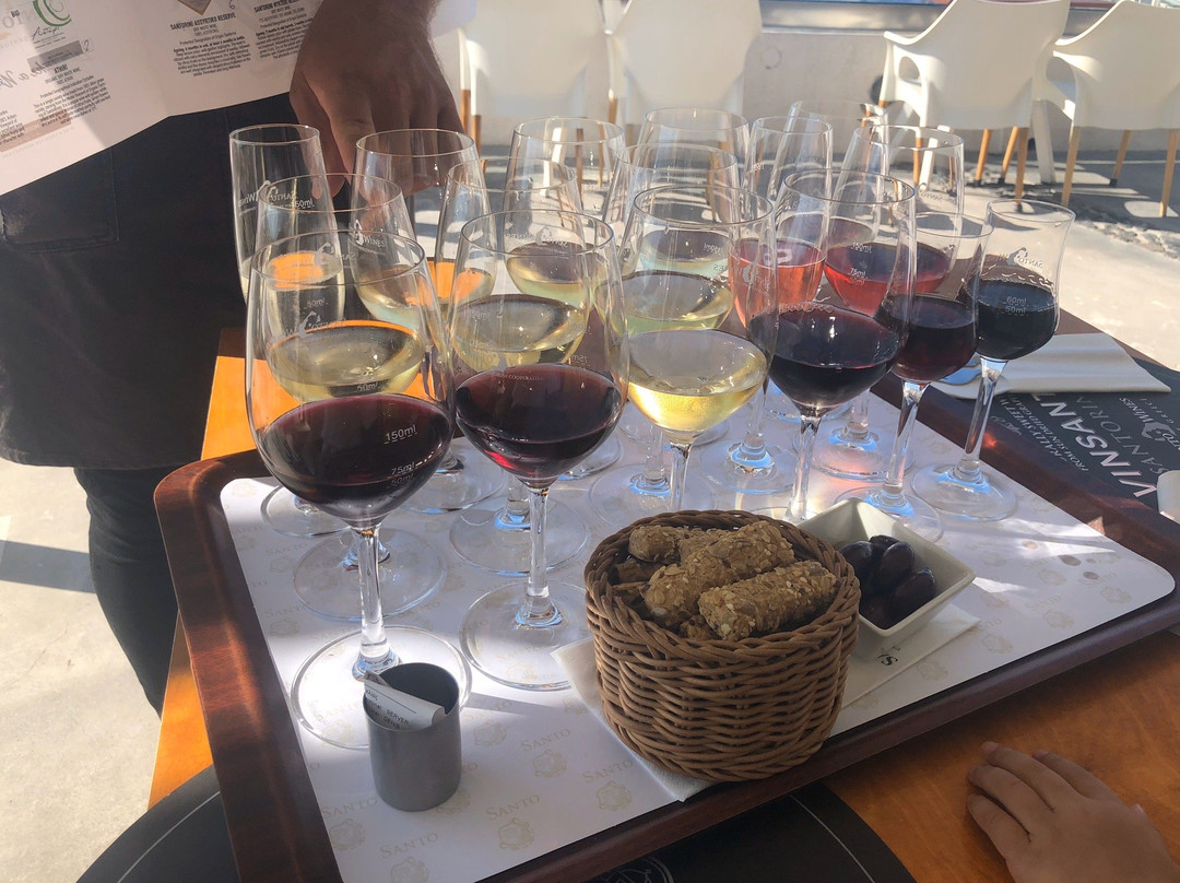 Wine in Santorini Exclusive wine tour & tasting-圣托里尼必去景点
