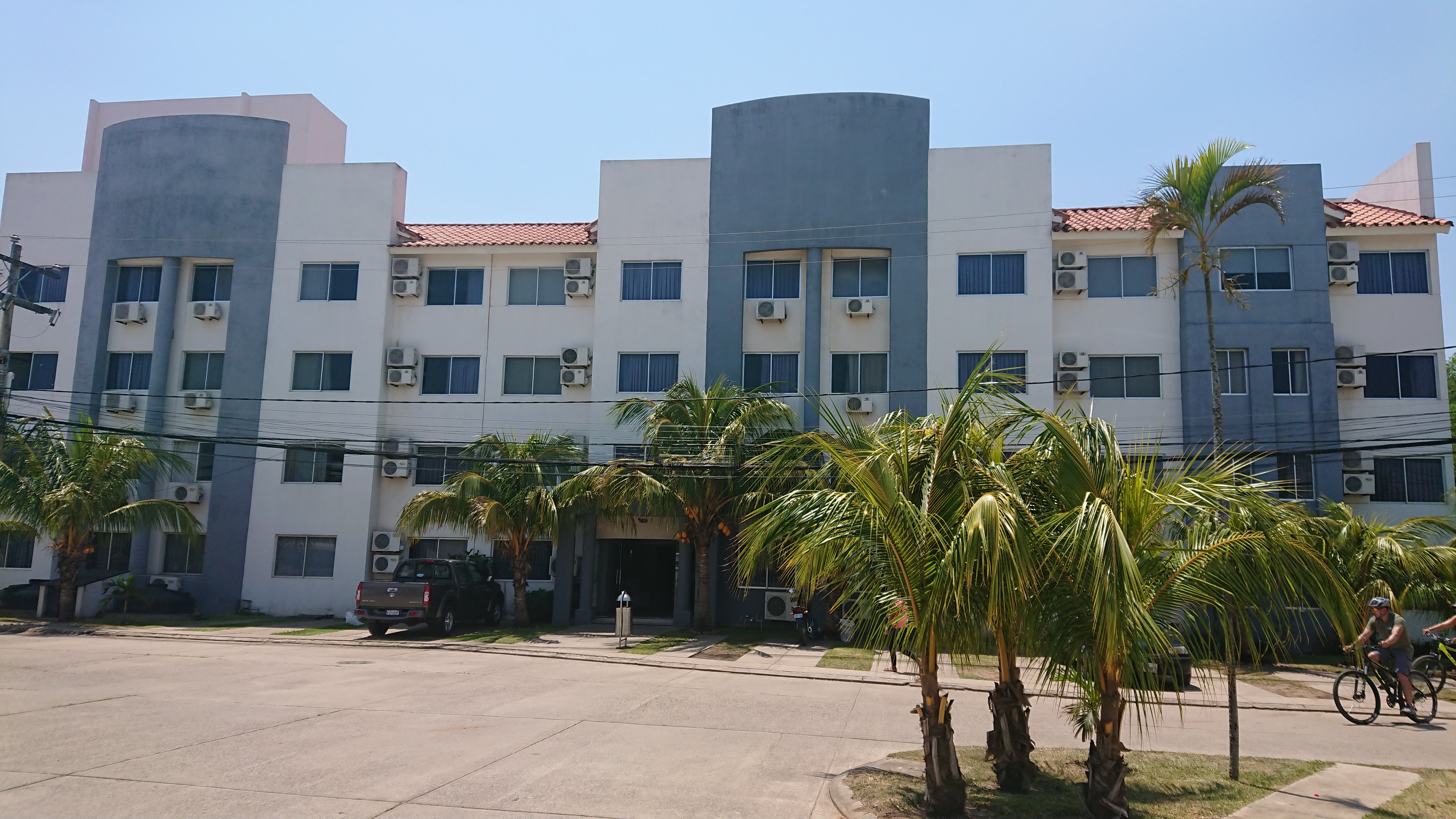 Hotel Terranova Suites-浴室